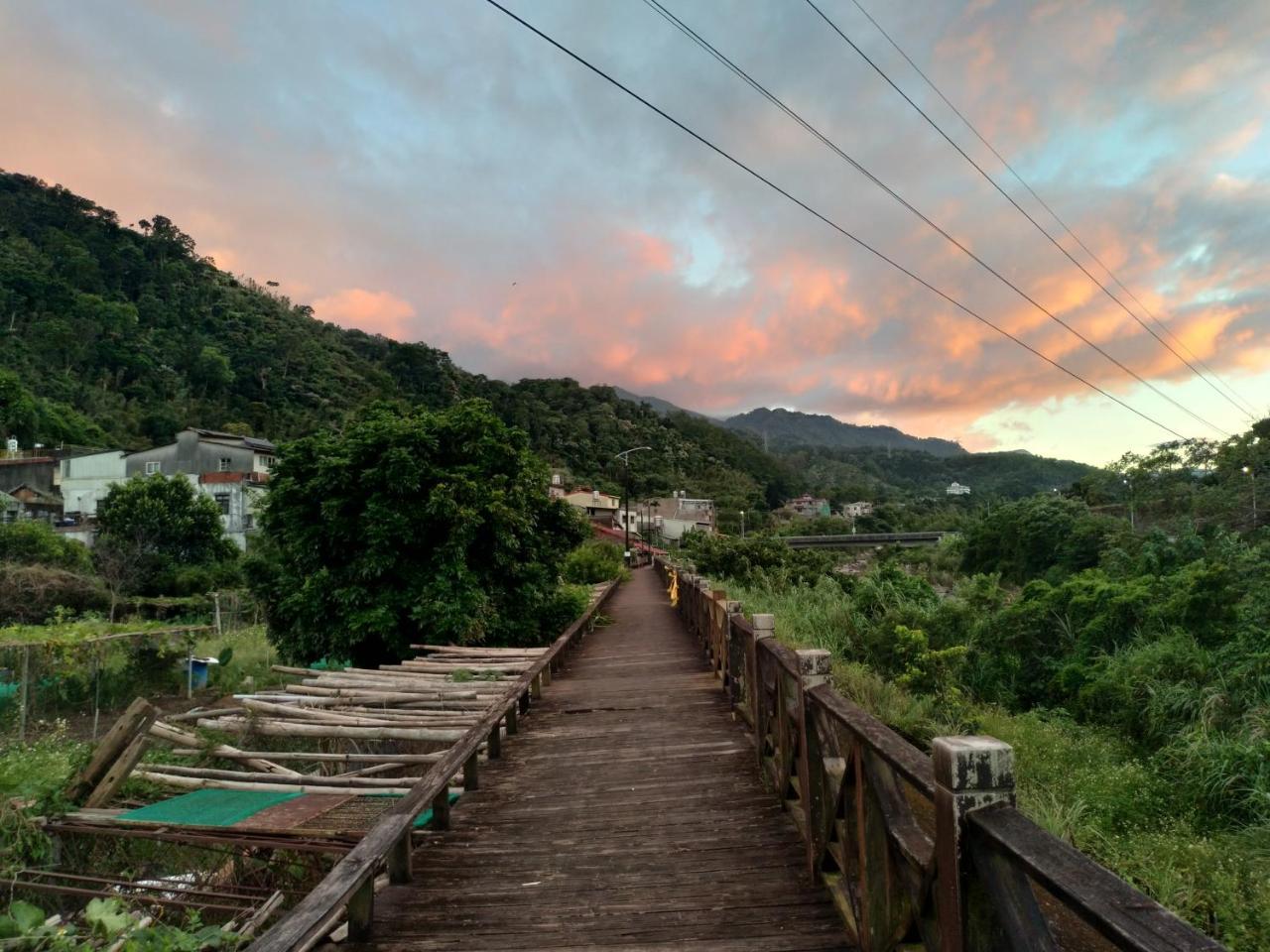 Mountain Lodge Hostel 南庄郷 エクステリア 写真